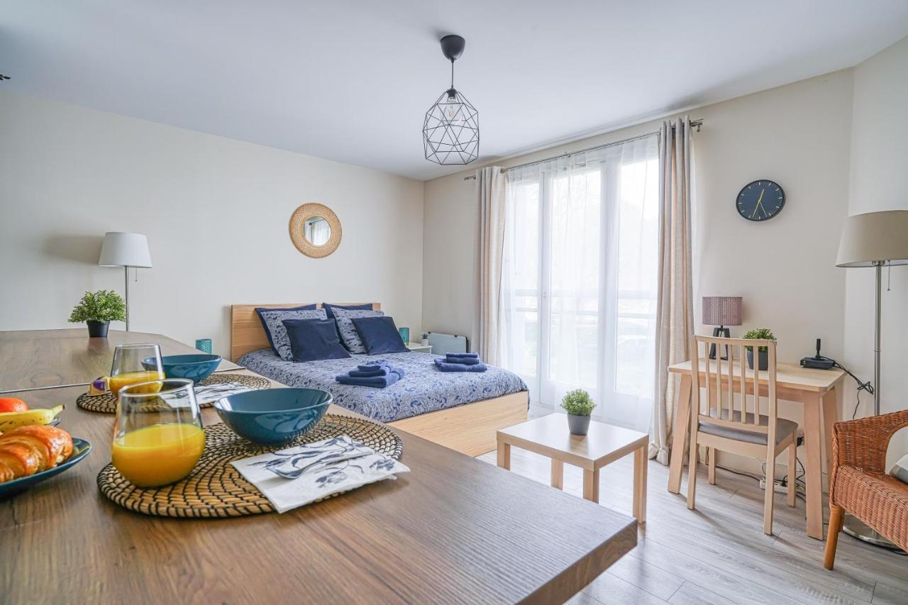 Logement Noah Courcouronnes Exterior foto